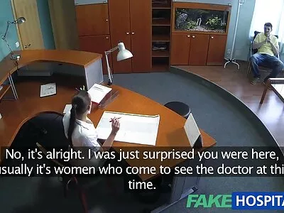 Slutty szőke leszbi szex videók kapott cum az arcát