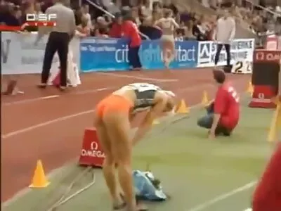 Valami másnak házi szexvideo javításra van szüksége