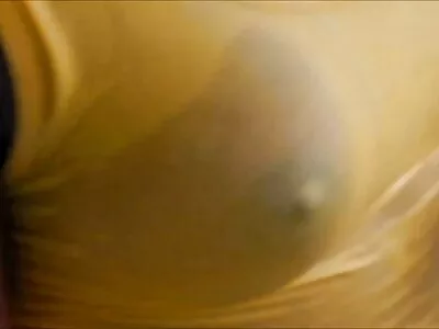 Az orosz lány szeret szexelni dugás a suliban
